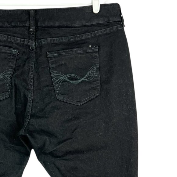 Riders by Lee Women's Stretch Black Denim Jeans Size 18P Boot Cut Mid Rise - Picture 6 of 12